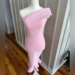 Bodycon Pink Off-Shoulder Dress